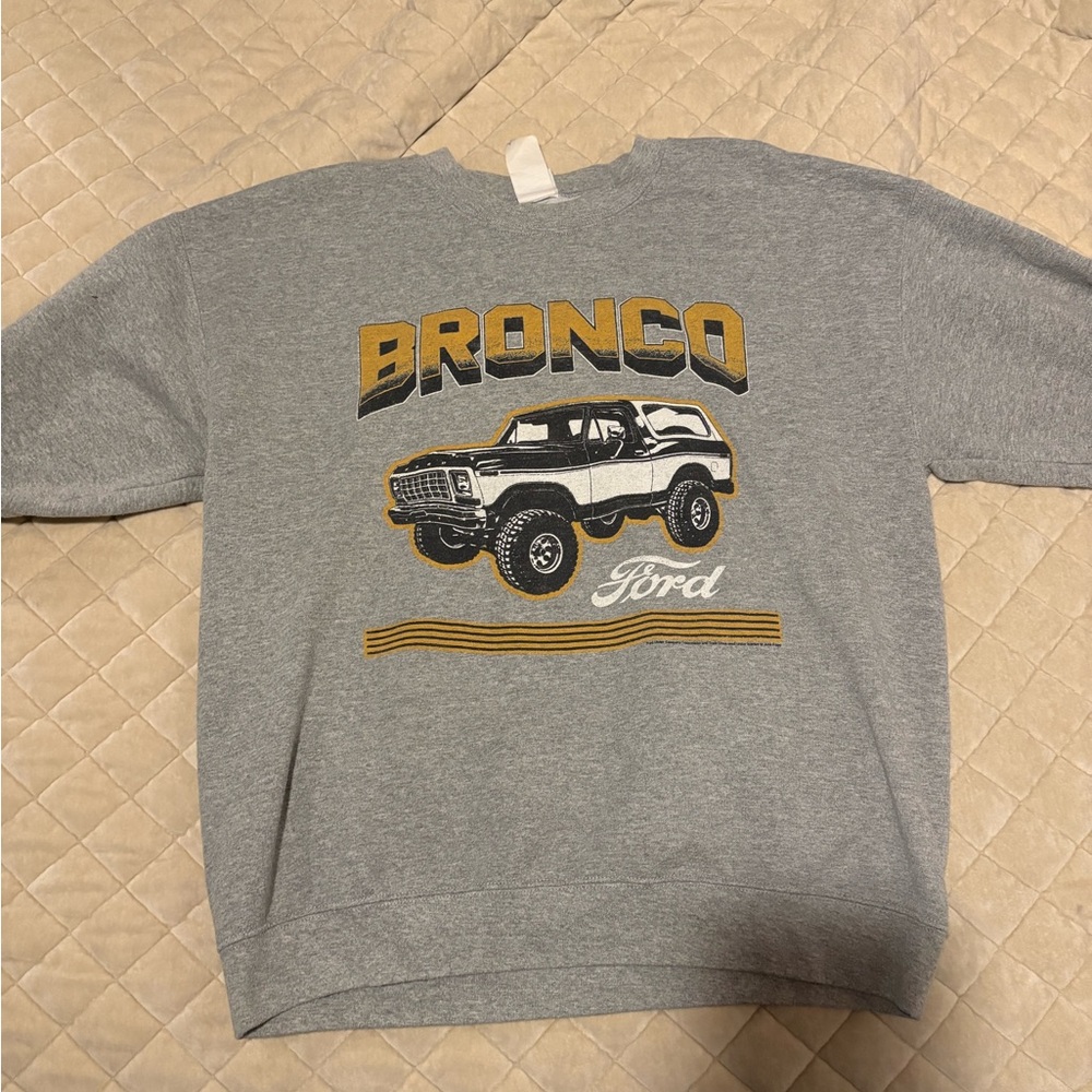 bronco sweatshirt size medium grey
